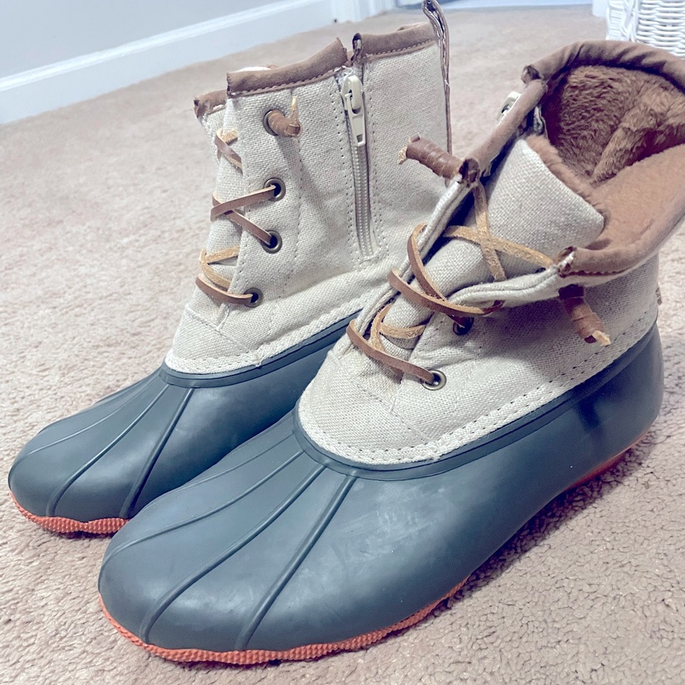 Rain/Snow Insulated Boots 💖